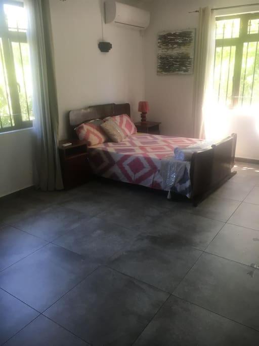1 Bedroom Apartment In Pereybere With Private Balcony Pereybere Beach Екстер'єр фото
